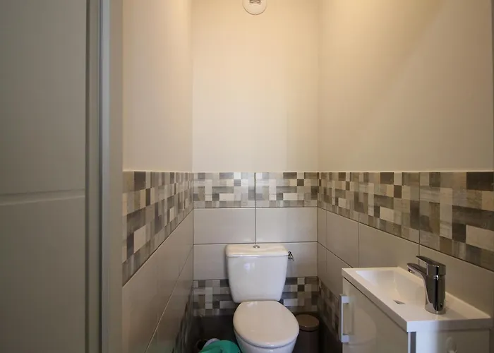 Bel T3 Au Mont-dore Avec Parking Et Wifi - Fr-1-608-240 Apartamento